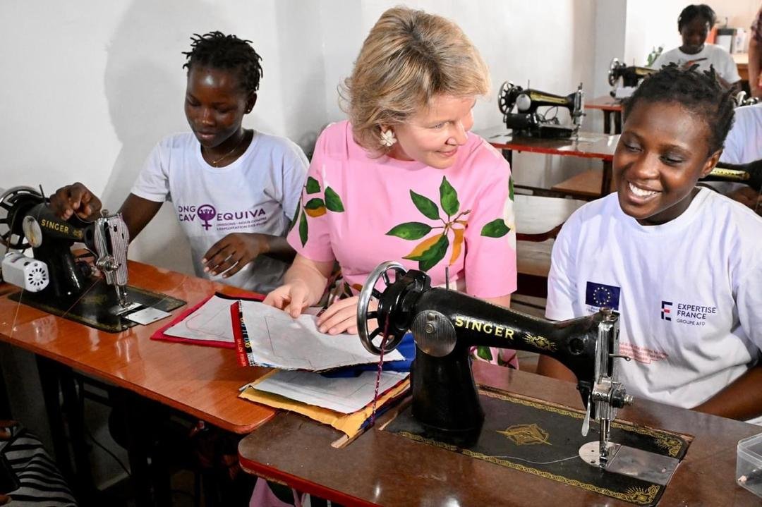 Cavoequiva takes in street girls in Abidjan. It also organises training courses and tries to re-establish contact with their families.