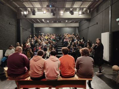 Ras El Hanout bevordert geëngageerd burgerschap dankzij theater in Molenbeek